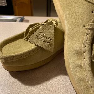 Clarks wallabees